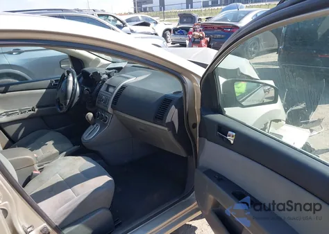 2009 Nissan Sentra 2.0S from USA, damaged, VIN 3N1AB61E79L674175